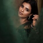 Aishwarya Rajesh Instagram - It’s not abt d dress you wear , but it’s abt the life you lead in the dress ❤️ Wearing @suresh.menon Photography @airy_photography Makeup and hairstyle @danam_mua