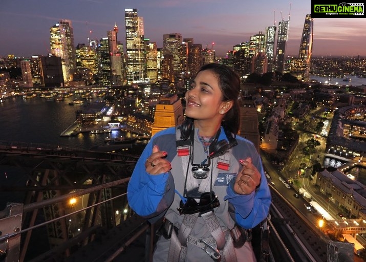 Aishwarya Rajesh Instagram - Had a wonderful experience climbing #harbourbridgesydney Thanks to @bridgeclimb and @pickyourtrail for recommendations #Must try when ur in #sydney