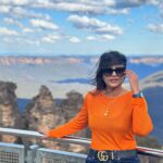 Aishwarya Rajesh Instagram - Life is all about travelling ❤️ #threesistersmountains #sydney ❤️