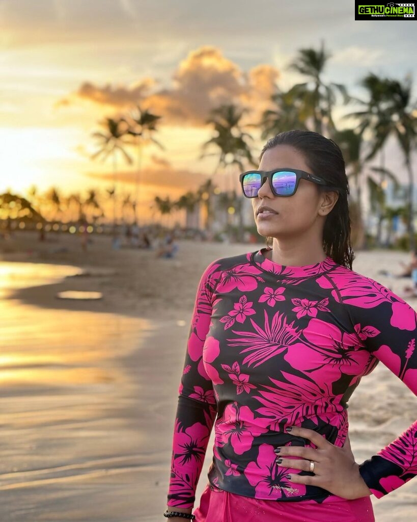 Aishwarya Rajesh Instagram - Vitamin Sea #hawaii ❤️