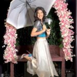 Aishwarya Sakhuja Instagram - I love the ☂️, but can we skip the monsoon? 🙃 . . #rains #monsoon #umbrella #transition #transitionreels #reels #reelsinstagram #reelkarofeelkaro #aishwaryasakhuja