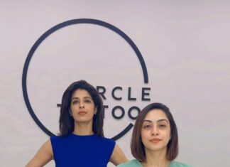 Aishwarya Sakhuja Instagram - How can I NOT make a reel with @ash4sak when I meet her! ✨✨ #trendalert #favegirl #girlsgirlsgirls #dancechallenge #friendsandtrends @circletattoodadar ✨