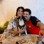 Aishwarya Sakhuja Instagram - Hum Do Humara Floki #familytime #shichi #dogslover #doglover #dogstagram #dogsofinstagram #aishwaryasakhuja #rohitnag #lafamilia Little Door