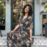 Aishwarya Sakhuja Instagram - Found these in drafts, nope won't delete later 😉 . . 👗: @aombray 💇‍♀️: @s.khadtare . . #mondaymood #drafts #instagood #fashiongram #aishwaryasakhuja