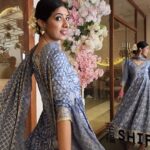 Aishwarya Sakhuja Instagram - The feminine urge to wear an Indian outfit, pair it with a gajra, swirl & twirl my heart out ✨ . . 👗: @tara_c_tara . . #terebin #festivevibes #indianwear #stylefile #reelkarofeelkaro #reels #aishwaryasakhuja