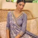 Aishwarya Sakhuja Instagram – नज़ाकत ✨
.
.
👗: @tara_c_tara 
.
.
#festivetime #indianwear #traditionallook #stylefile #fashiongram #aishwaryasakhuja