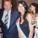 Aishwarya Sakhuja Instagram - From one of my first few folios, god how I looked back then 😅...I opened up my yaadon ki almari and came across my #MissIndia Days snaps when for the very first time I got to meet & greet @duttsanjay and also listen to few of his life experiences which also happened to be my first interaction with a Hindi Film Actor! 😍 Yaadein Sachmein Mithai Ke Dibbe Ki Tarah Hoti Hai, Kholo toh Bass ek khake Mann nahi bharta 🥺🤗 . . #flashbackfriday #memories #goodtimes #goodolddays #instadaily #aishwaryasakhuja