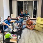 Aishwarya Sakhuja Instagram - And amidst the chaotic life, this gives me peace & happiness 🩵🤍 . . #weekendvibes #saturdaymood #familytime #goodtimes #goodvibes #aishwaryasakhuja