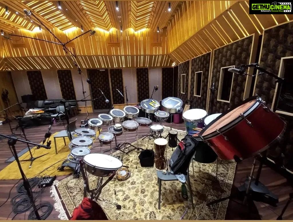 Ajaneesh Loknath Instagram - Recording percussion for the #Mangalavaaram Movie ! A perfect Sunday.. I am excited for this and waiting for you all to hear it too! @rajputpaayal @mudhramediaworks @acreativeworkss @swathinimmagadda #SureshVarmaM @saregamatelugu @pulagamofficial @dasaradhi_sivendra_ @bobby_c_r #ABBSStudios