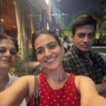 Aksha Pardasany Instagram - Sukh ❤️ Dinner with Maa Papa @6256.sunil @corporateluxurystays #parents #momanddad