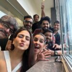 Aksha Pardasany Instagram - Hum sab ki taraf se Shukriya ❤️ Rafuchakkar all episodes streaming on @officialjiocinema ! @manieshpaul @aakashdahiya002 @shirin_sewani @officialsushantsingh @ritams18 @arjunsbaran @kartiknishandar @vikramkochhar @tejkarran @miiteshjethvva @himanichauhan Missed you @priyabapat #series #Rafuchakkar #rafuchakkaronjiocinema