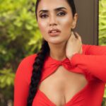 Akshara Gowda Instagram - Your’s Truly ❤️ Shot by @prachuprashanth Outfits and styling by @chaitanyarao_official Makeup by @reenapaiva Hair by @venki_hairstylist Nails by @borabaythesalon Location courtesy @crowneplazachn Special thank you to the team @_ayusheesays @projjwalghosh #aksharagowda #stylishtamilachi #aksharagowdabikki #stylishtamizhachi #chennai Crowne Plaza Chennai Adyar Park