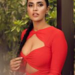 Akshara Gowda Instagram - Your’s Truly ❤️ Shot by @prachuprashanth Outfits and styling by @chaitanyarao_official Makeup by @reenapaiva Hair by @venki_hairstylist Nails by @borabaythesalon Location courtesy @crowneplazachn Special thank you to the team @_ayusheesays @projjwalghosh #aksharagowda #stylishtamilachi #aksharagowdabikki #stylishtamizhachi #chennai Crowne Plaza Chennai Adyar Park
