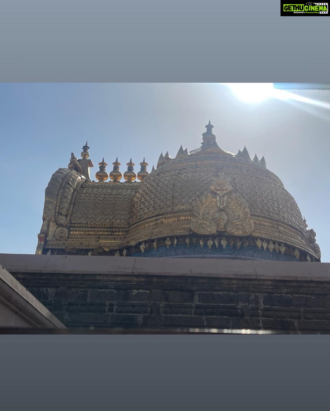 Akshara Gowda Instagram - Trichy - Kumbakonam - Trichy 📍🫶🥰💗 #TEMPLERUN #Blessed #kumbakonam #trichy #mangalambika #srirangam #swamimalai #vellaivinayagartemple #temple #aksharagowda #stylishtamilachi #aksharagowdabikki #stylishtamizhachi #chennai #hyderabad Kumbakonam temple city/கும்பகோணம் கோவில் நகரம்