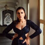 Akshara Gowda Instagram - Devil in disguise 😉✨🪩 Photography @sumanthkumarphotography Assistant photography @dhanasekarchandru_ Makeup by @makeupbysahanasteve Hair by @secondskinbyj_mua Styling @harshitha_pragathi Styling team @_.v.i.s.h @zumena.khan Wearing @johnandananth Location courtesy @crowneplazachn #aksharagowda #stylishtamilachi #aksharagowdabikki #stylishtamizhachi #chennai #hyderabad Crowne Plaza Chennai Adyar Park
