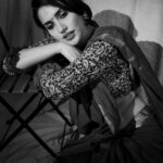Akshara Gowda Instagram - Old world charm 🖤🤍🩶 Shot by @puchi.photography Wearing @izhai_thestore #aksharagowda #stylishtamilachi #aksharagowdabikki #stylishtamizhachi #chennai #hyderabad Puchi Photography