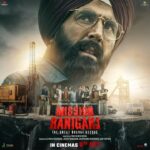 Akshay Kumar Instagram - One man defied the odds in 1989! #MissionRaniganjTrailer out on Monday, 25th September. Watch the story of Bharat’s true hero with #MissionRaniganj in cinemas on 6th October! @vashubhagnani @parineetichopra @tinudesaiofficial @jackkybhagnani @deepshikhadeshmukh @ajay_kapoor_ @pooja_ent @jjustmusicofficial