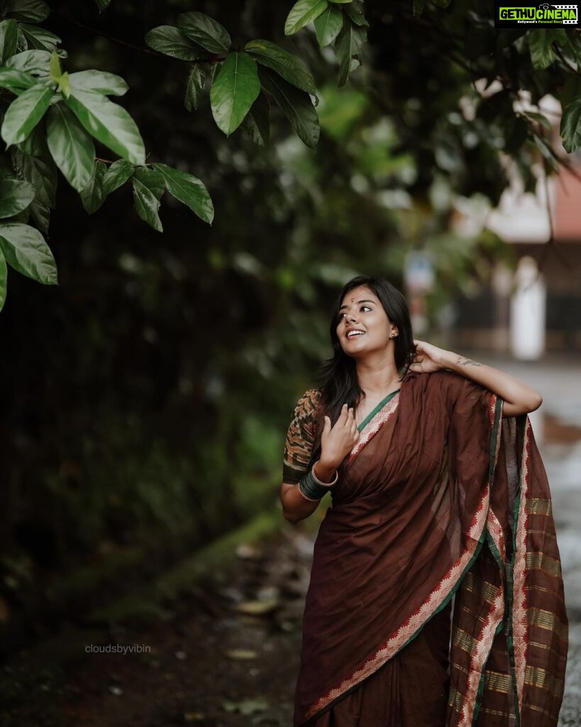Akshaya Udayakumar Instagram - மண் மீது சொர்க்கம் வந்து… பெண்ணாக ஆனதே…🥀 Pc : @cloudsbyvibin