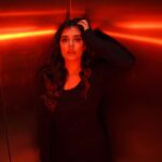 Akshaya Udayakumar Instagram - No GPS but its my turn❤️‍🔥 Right swipe >>coz its worth My team ❤️‍🔥:- Pc & edits : @cloudsbyvibin Mua : @minisha_makeup_artist_ ( girl you are ❤️‍🔥) Hair : @shris_makeover_artistry_ (slaying ❤️‍🔥)