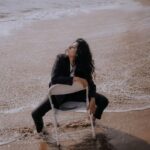Akshaya Udayakumar Instagram - 𝐂𝐡𝐢𝐥𝐥 𝐢𝐭𝐬 𝐣𝐮𝐬𝐭 𝐜𝐡𝐚𝐩𝐭𝐞𝐫 𝐨𝐧𝐞 🌊 Comment your fav pic below ⬇️ Pc : @shajeel_kabeer Mua: @zintos_makeup_official Costume : @reine_belleza Edits : @tints_of_arshaa