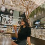 Alaya F Instagram - Holidays, yoga, the gym, art, friends and food💕 #dump