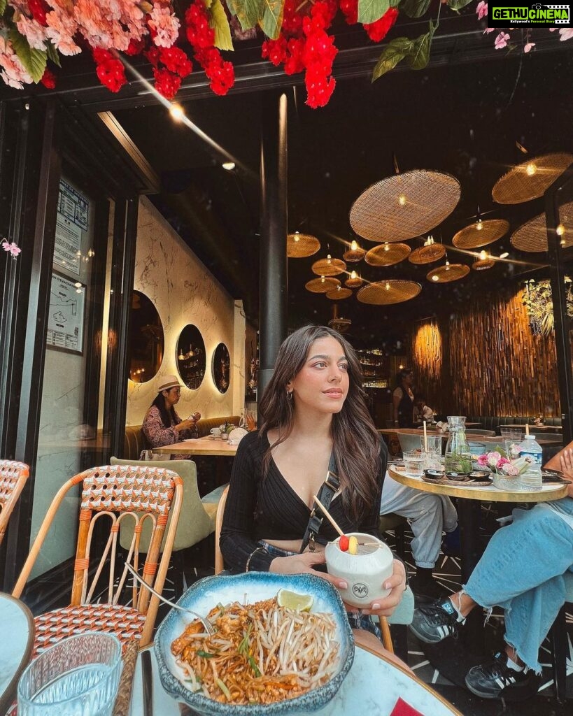 Alaya F Instagram - Day 1 in Paris: I ate more Thai food than I did French food 🤦🏻‍♀️