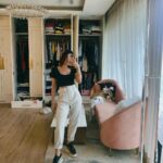 Alaya F Instagram – Holidays, yoga, the gym, art, friends and food💕 #dump