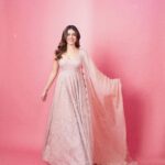 Alaya F Instagram - Adding just a little more pink to your feed 💖🌸 Photographer @tejasnerurkarr Styled by : @mohitrai with @shubhi.kumar Make up by @divyashetty_ Hair by @bhavyaarora Outfit and jewellery @anitadongre Heels: @aprajitatoorofficial