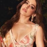 Alaya F Instagram - Be nice or leaf 😋🍃 Photographer @visualaffairs_va Styled by : @mohitrai with @shubhi.kumar assisted by @muskanduaaa Make up by @mitalivakil Hair by @hrishidoeshair Outfit : @rohitbalofficial Jewellery: @anmoljewellers