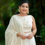 Alphy Panjikaran Instagram - Chingam1 🌼❤️ @3leaf_photography @_arya_jithins_makeover @elzassignature @alameen_fashion_jewels #chingam1 #happiness #new #newyear #malayalam #instagram #special #day