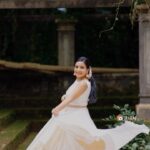 Alphy Panjikaran Instagram - 🌸🌼 @3leaf_photography @_arya_jithins_makeover @elzassignature @alameen_fashion_jewels #onam #reels #instagram #trendingreels #onamspecial #reelsinstagram #trending #kerala