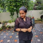 Alphy Panjikaran Instagram - There is no place like home❤️ PC: Amma😘 #picoftheday #home #piccourtesy #amma #mother #love #angamaly #angamalidiaries #home #weekend #saturday #family #familytime #life #happy #instagood #instagram #goodvibes #explore #peace #black #kochi #lol #loveyourlife #homesweethome #stayhome Angamaly