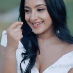 Alphy Panjikaran Instagram - @anu.scaria.couture 👗 @_arya_jithins_makeover 💄 @_story_telle__r 📸 #happiness #white #love #live #life #picoftheday #video #reels #reelsinstagram #trending #song #reelitfeelit