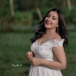 Alphy Panjikaran Instagram - @anu.scaria.couture 👗 @_story_telle__r 📸 @_arya_jithins_makeover 💄 #happines #white #love #photoshoot #photography