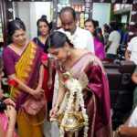 Alphy Panjikaran Instagram - Bella Mia beauty salon PC: @shijophotography Mua: @_arya_jithins_makeover #inaguration #ceremony #family #beautysalon Marangattupilly