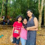 Alphy Panjikaran Instagram - Happy Birthday Devutty🎂❤️😘 @devanandha.malikappuram #birthday #special #birthdaygirl #10thbirthday #malikappuram #movie #memories #happiness #instagood #instagram #instadaily #goodvibes #lol #explore #malikappurammovie #kallu #roaming #wishes #celebration #happy