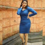 Ameya Mathew Instagram - മിഴികളിൽ വർണ്ണാഭം തൂകുന്ന നീല നിറത്തോട് എന്നും ഒരു ഇഷ്ടം കൂടുതലാണ്... 🦋💙 . 📸 @robin_fotografia 💄 @soniyamakeoverstudio 📍 @kalpadiyil Trivandrum, India
