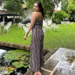 Ameya Mathew Instagram - നടി വെള്ളത്തിലേക്ക് ചാടുകയാണല്ലോ... അപ്പോ ക്യാമറയും കൂടെ ചാടട്ടെ...! 🏊🏻‍♀️😋😂🤭💃🏻 . #picoftheday #ootd #❤️ Mai House Heritage Hotel