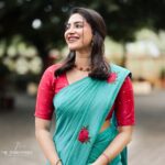 Ameya Mathew Instagram - മുഹറം ആശംസകൾ…🌙💫✨🌟🕊️ . Saree designed by my Amma @stitchcraft_by_anitha @anitharoy64 📸 @gokul.mindstories Thodupuzha, India