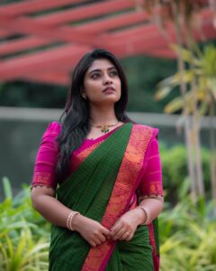 Ammu Abhirami Instagram - ✨விநாயகர் சதுர்த்தி வாழ்த்துக்கள்✨

📸: @camcrowphotographi 
Saree: @studiovirupa 
Jewellery: @made_for_hers
