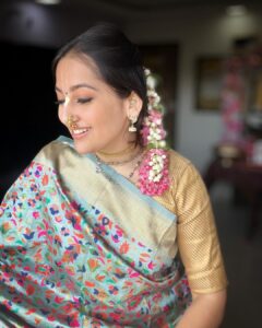 Anagha Bhosale Instagram - When daddy is your photographer 🙈 
#marathimulgi #ganeshchaturthi2023