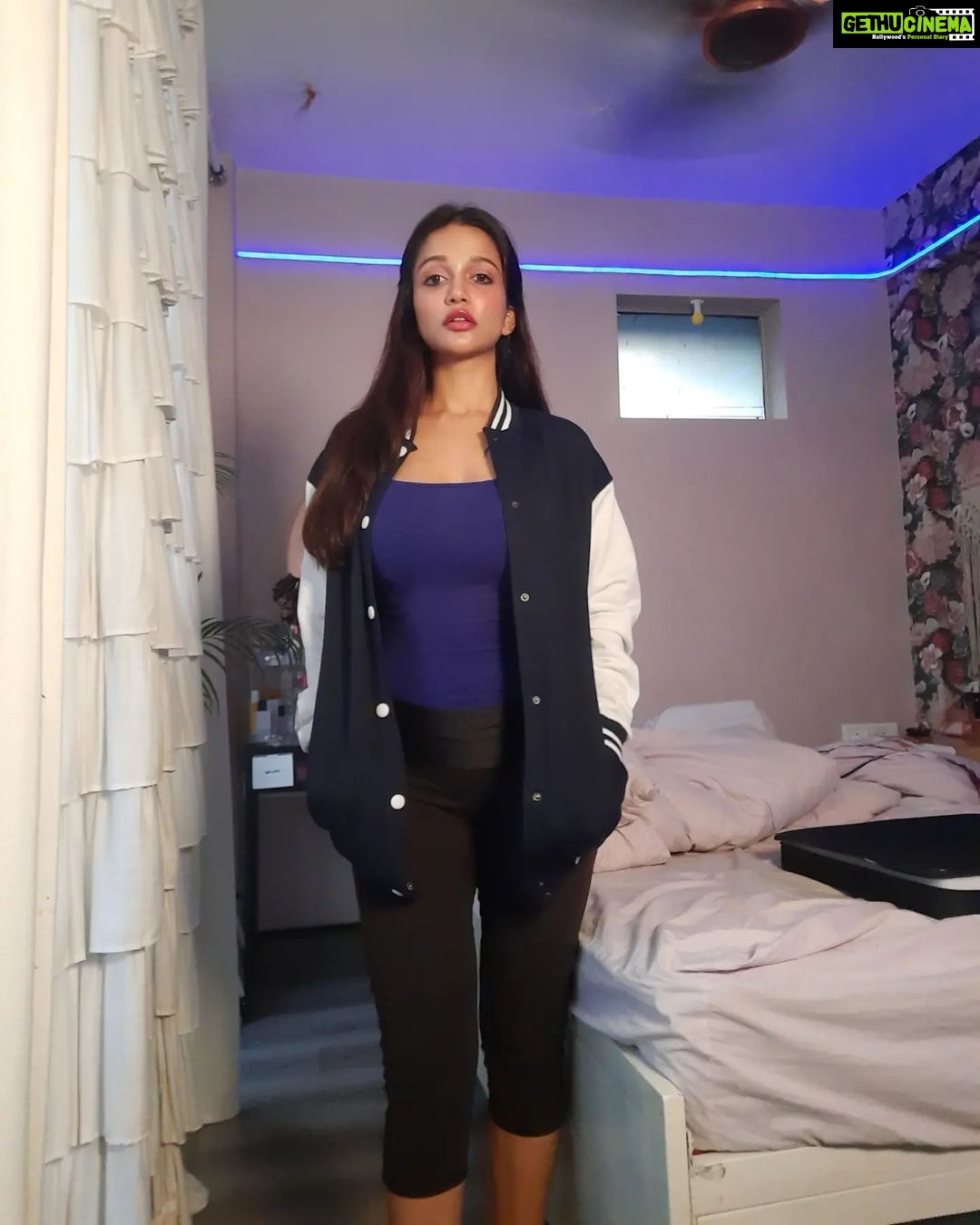 Anaika Soti Instagram - How much wood would a woodchuck chuck, if a woodchuck could chuck wood?