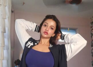 Anaika Soti Instagram - There's always time for a photoshoot between games.