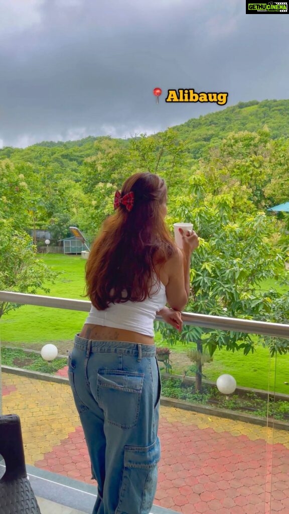 Anaika Soti Instagram - Had one of the most relaxing weekends. Nothing better than mountains, music, & a beautiful cloudy sky. 💆🏼‍♀️🌴🌦️☁️ @spicymangoofficial