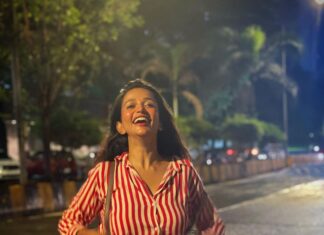 Anaika Soti Instagram - This weather calls for, cozy afternoon naps while watching FRIENDS, yummy hot noodles, pakodas, music and so much more… cause its holiday mausam for me