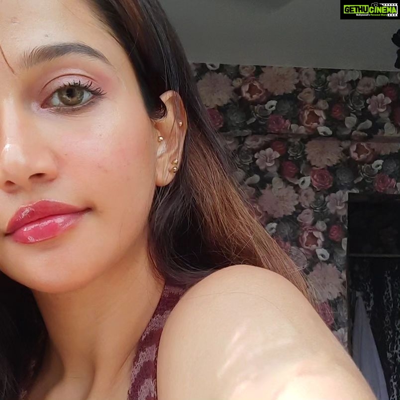 Anaika Soti Instagram - Have u seen my new YOUTUBE video yet? if not...please go see..LINK IS IN MY BIO...AND DO SUBSCRIBE ❤TY 🧸