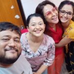 Anamika Chakraborty Instagram - Thank you for this lovely surprise ... thank you for all your love .. all the effort ... you made my day all the more special.. @tomannmary , @anamikachakraborty , @avijitbabaii, Sambhu , Sanjay, Sangeeta , Pooja, Rina di .. ♥️ . . . . . #birthdaysurprise #thankyouforallyourlove #youguysarethebest #mademydayspecial #birtdaycelebration #birthdayreel #lotsoflove #itsmybirthday #reelspost #reelsinstagram #reelstagram #instagram #instagood #instacelebration #chandreyeeghosh #official_chandreyee_ghosh