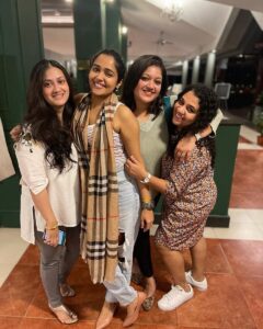 Ananya Instagram - Friends🧿❤️

#happyfriendshipday #friends #crazy #mad #loving  #hilarious #naugthy
