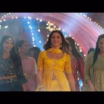 Ananya Panday Instagram - The ultimate dance anthem of the year is here! Are you ready to #Naach? 😍 Song Out Tomorrow. #25AugustHogaMast #DreamGirl2 in Cinemas on 25th August. @ayushmannk @ektarkapoor @writerraj @shobha9168 @balajimotionpictures @gaurisathe @annukapoor @pareshrawalofficial @vijayraazofficial @nowitsabhi @rajpalofficial #GovardhanAsrani #ManojJoshi @seemabhargavapahwa @oyemanjot @anirudh_k_sharma @krishanurathore @nareshkathooria @nakash_aziz @tanishk_bagchi @boscomartis @itsganeshwaghela @kishorbeatz @osho_shaan @ericpillai @zeemusiccompany @pooja___dreamgir l