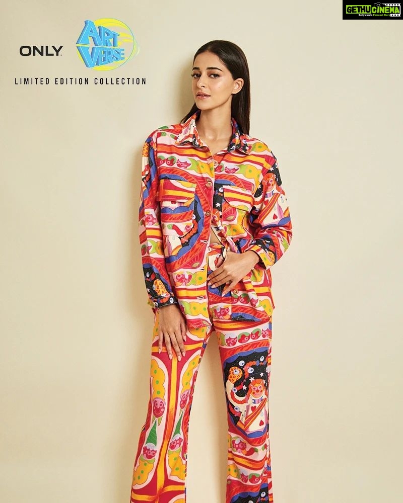 Ananya Panday Instagram - ESCAPE into ONLY’s ARTVERSE! A Limited-Edition Collection that is everything Expressive, Playful, Bubbly & #ONLYForEveryone #ONLYxArtverse Limited-Edition Collection is now live! Overshirt Style ID: 237708901 Straight Fit Jeans Style ID: 238522201 Artists: @sharmatinahi @dizyone Curated & Managed by @floatingcanvasco #ONLY #ONLYIndia #ONLYxAnanyaPanday #AnanyaPanday #AnanyaInONLY #ONLYAmbassador